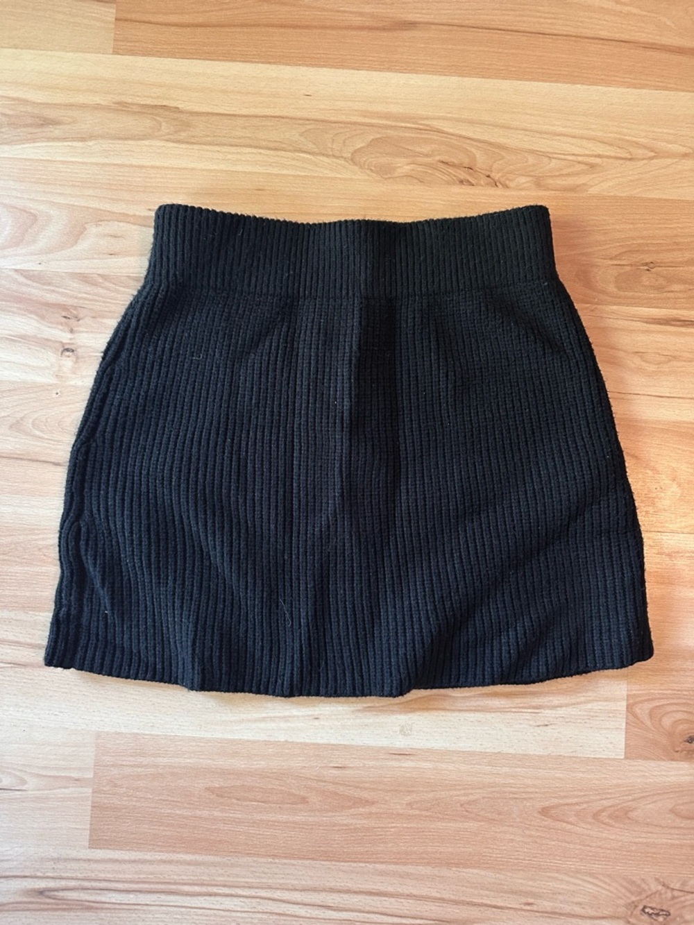 Zara Black Ribbed Knit Mini Skirt